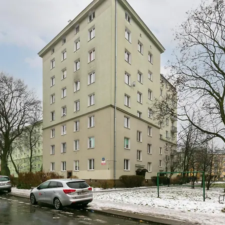 Wola With Balcony & Close To Metro By Renters Lejlighed *